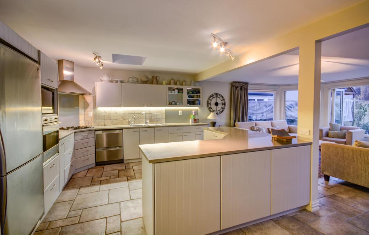Queenstown Country Lodge Lake Hayes Екстериор снимка