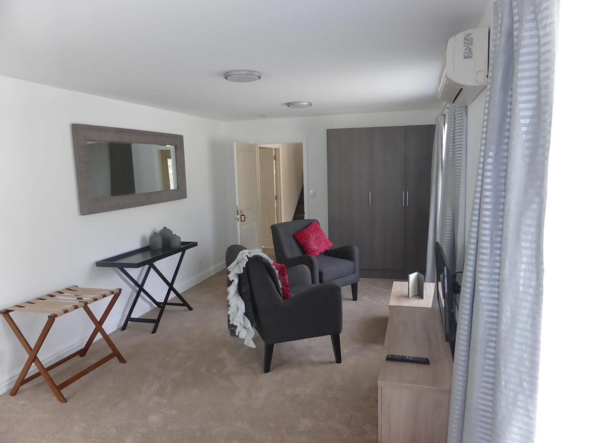 Queenstown Country Lodge Lake Hayes Екстериор снимка