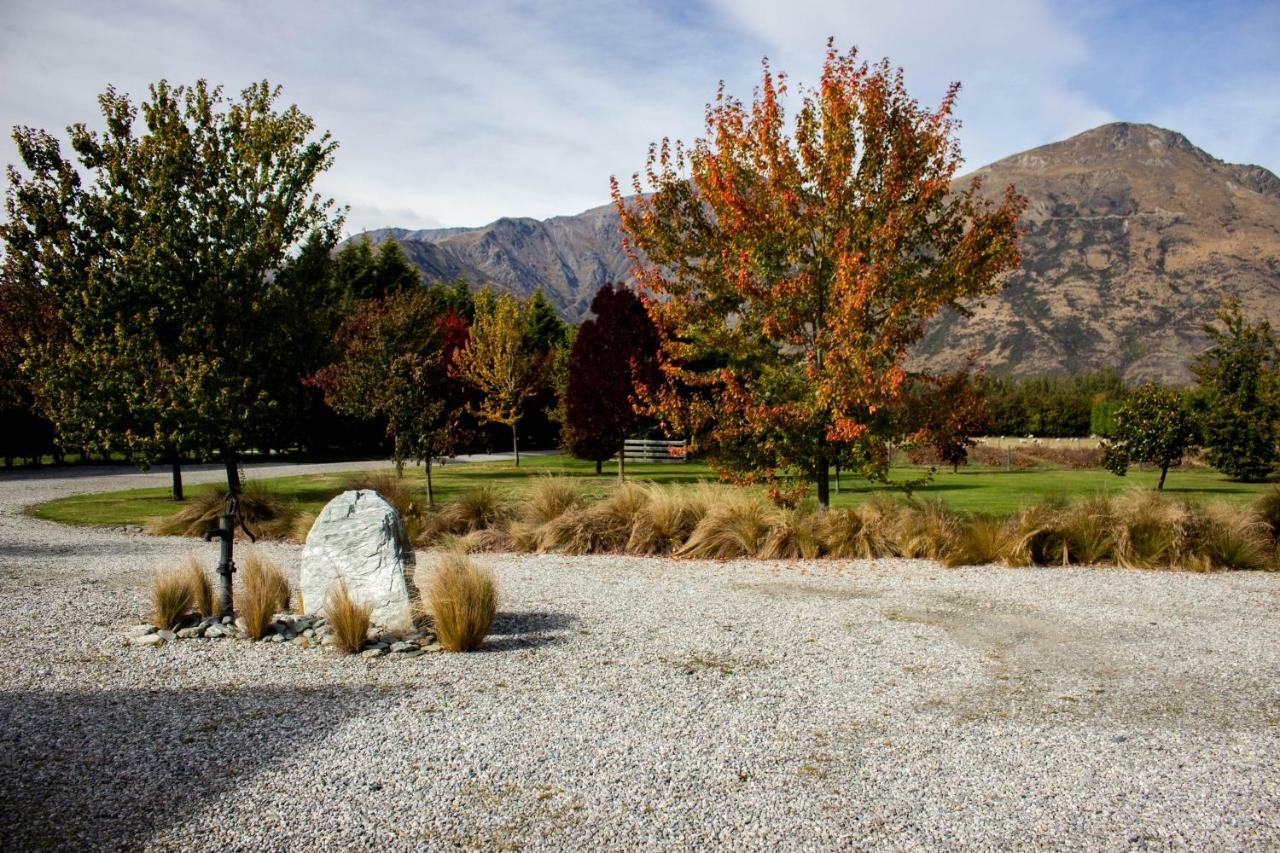 Queenstown Country Lodge Lake Hayes Екстериор снимка