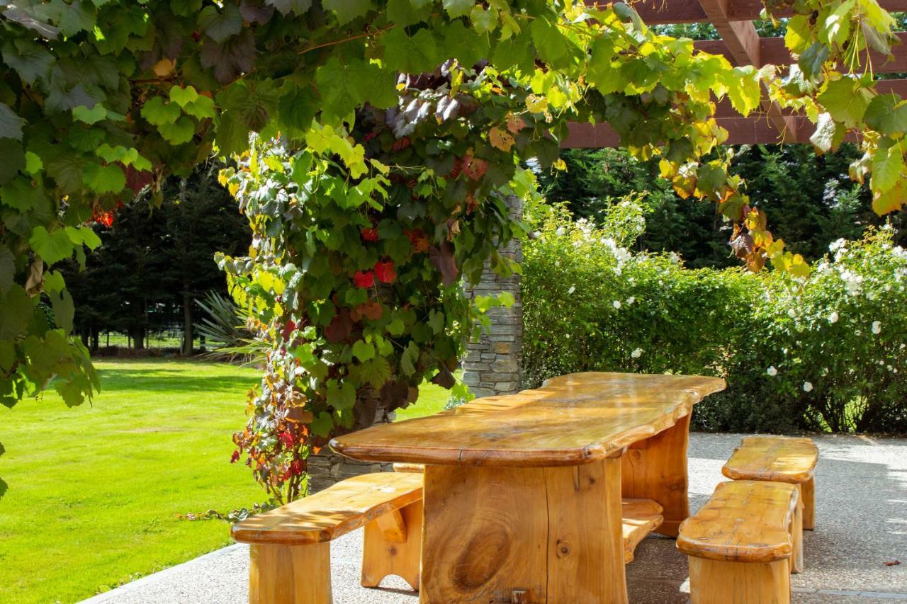 Queenstown Country Lodge Lake Hayes Екстериор снимка
